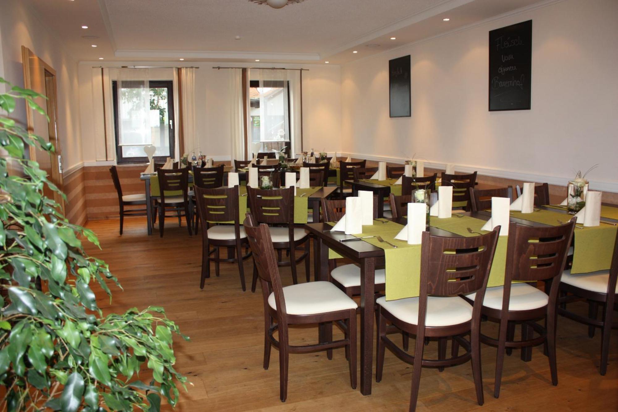 Landhotel Osswald Kirchheim am Ries Esterno foto